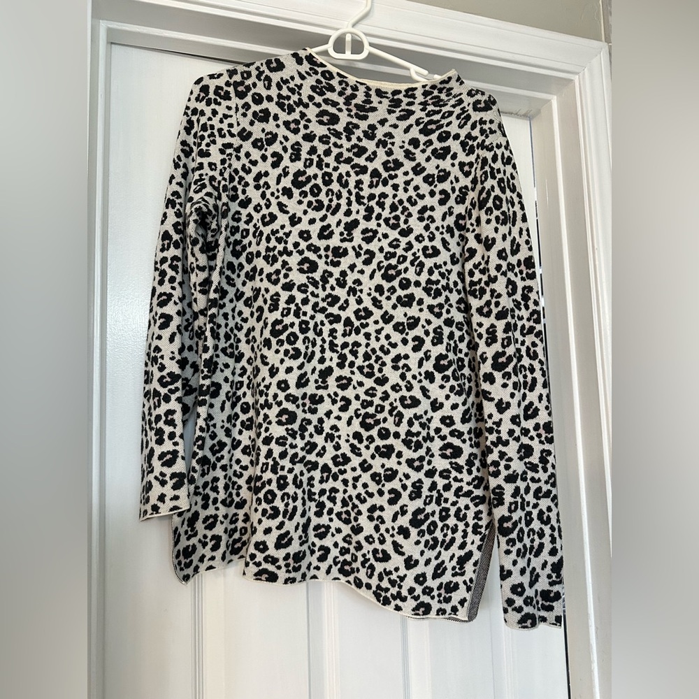 LOFT Animal Print Knit Top